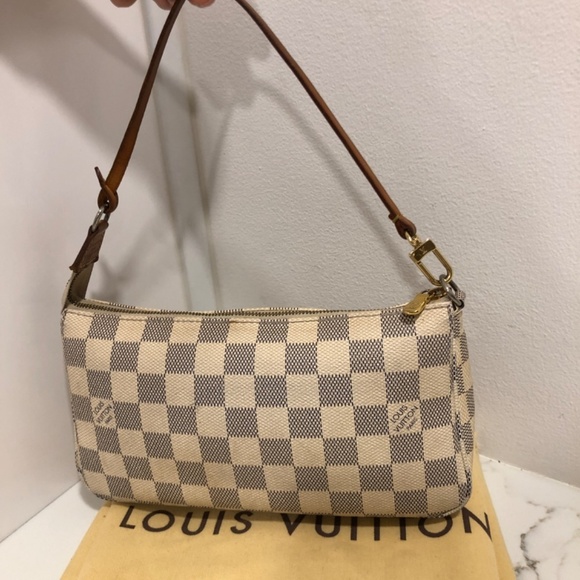 Louis Vuitton Damier Azur pochette - Picture 2 of 10